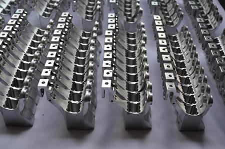 Piese de prelucrare din aluminiu cu LED &icirc;n formă de U de precizie
